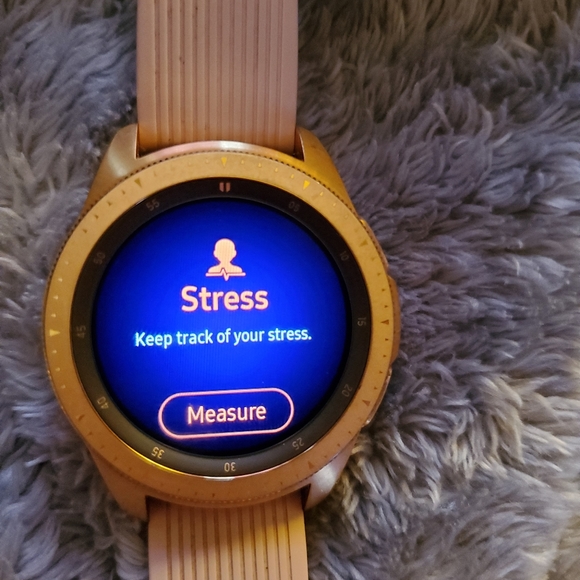 Galaxy watch main image 4